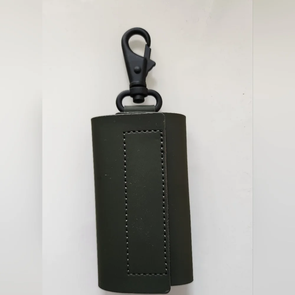Rains Key Wallet - Picture 1 of 5